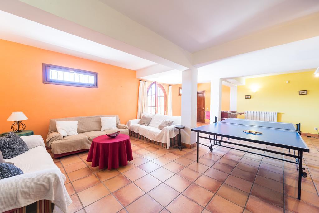 Es Pinar Villa Alaro Bagian luar foto
