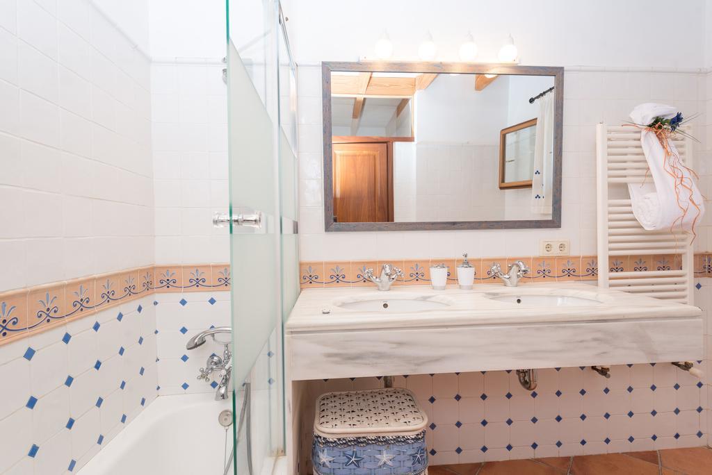 Es Pinar Villa Alaro Bagian luar foto