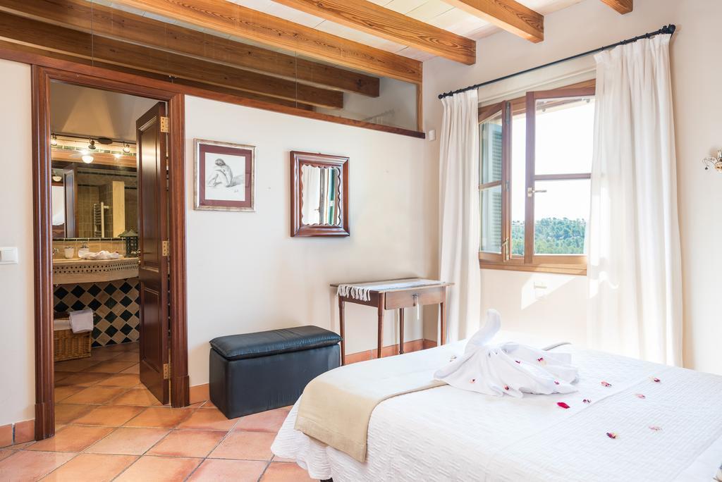Es Pinar Villa Alaro Bagian luar foto