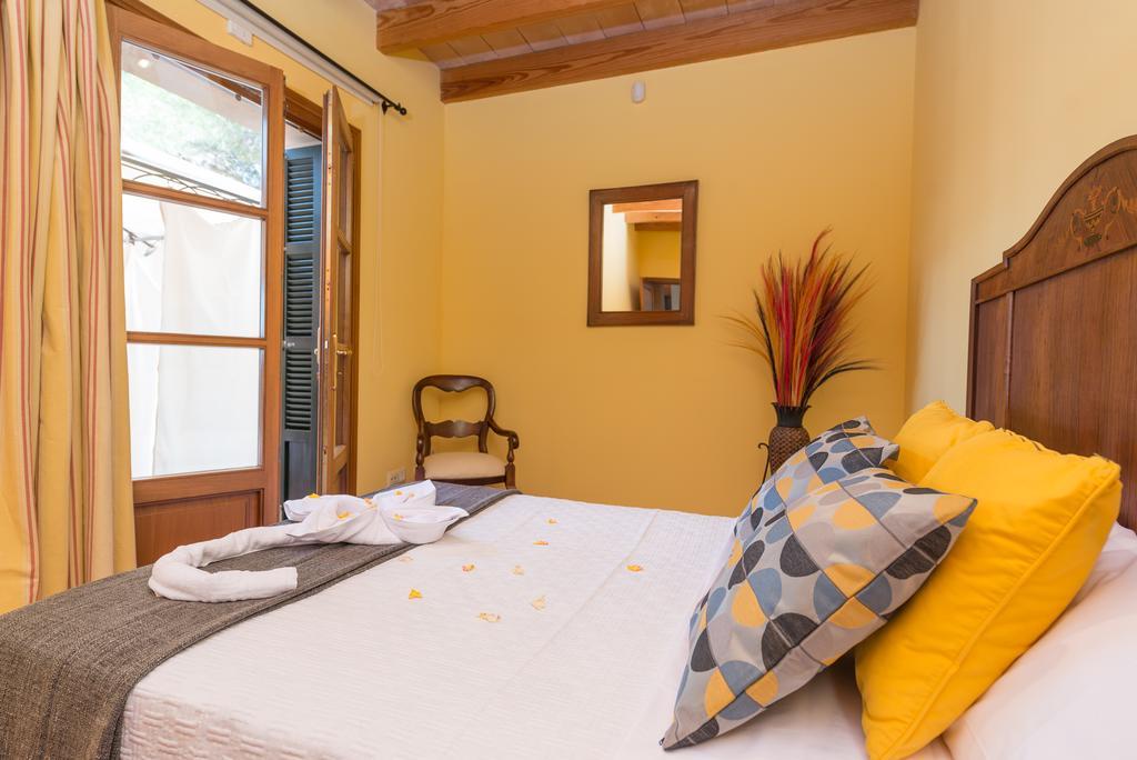 Es Pinar Villa Alaro Bagian luar foto