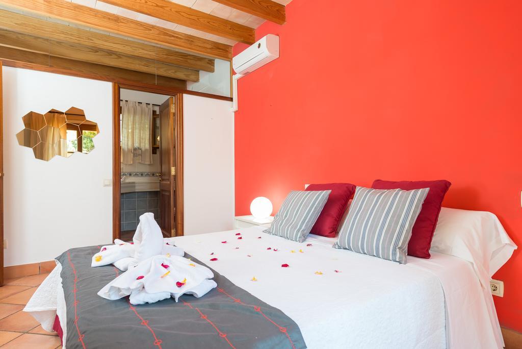 Es Pinar Villa Alaro Bagian luar foto